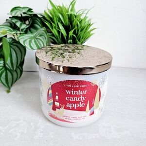 🆕️Bath & Body Works 3 Wick Winter Candy Apple Candle with Gold Lid